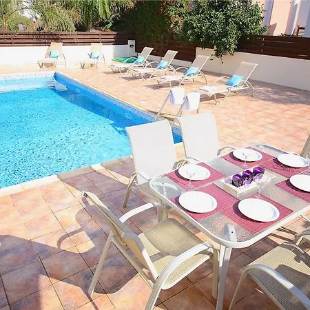 Kapparis Holiday 114 * Protaras